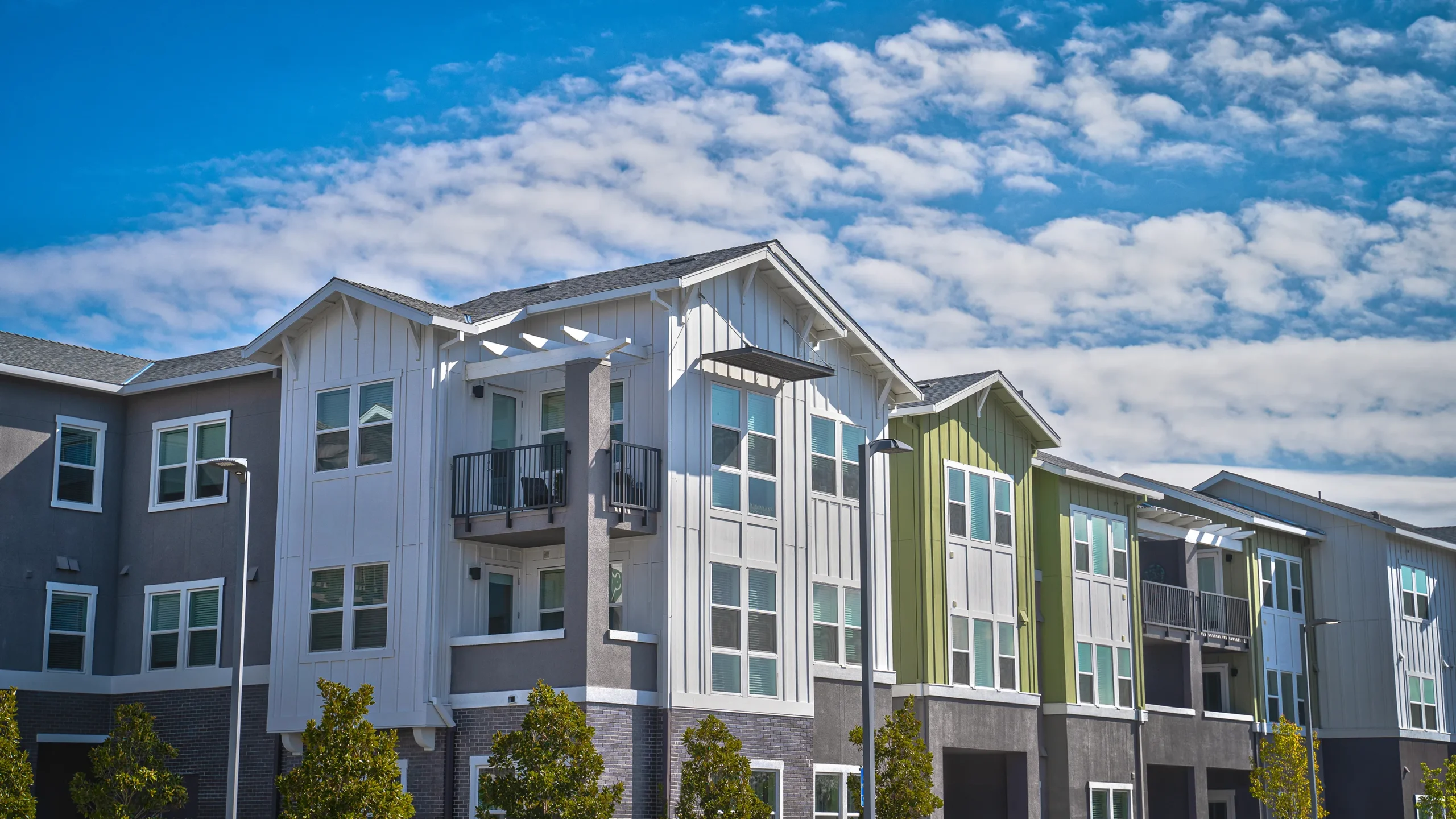 multifamily-project-bg-01